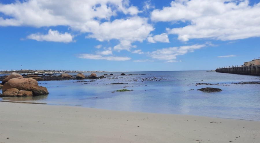 3 Bedroom Property for Sale in Sandy Point Western Cape
